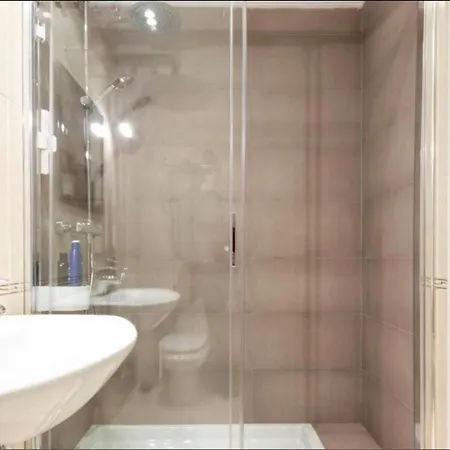 Big Lux Beachcity Ap 01