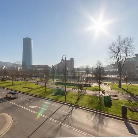 Big Lux Beachcity Ap 01 * Bilbao